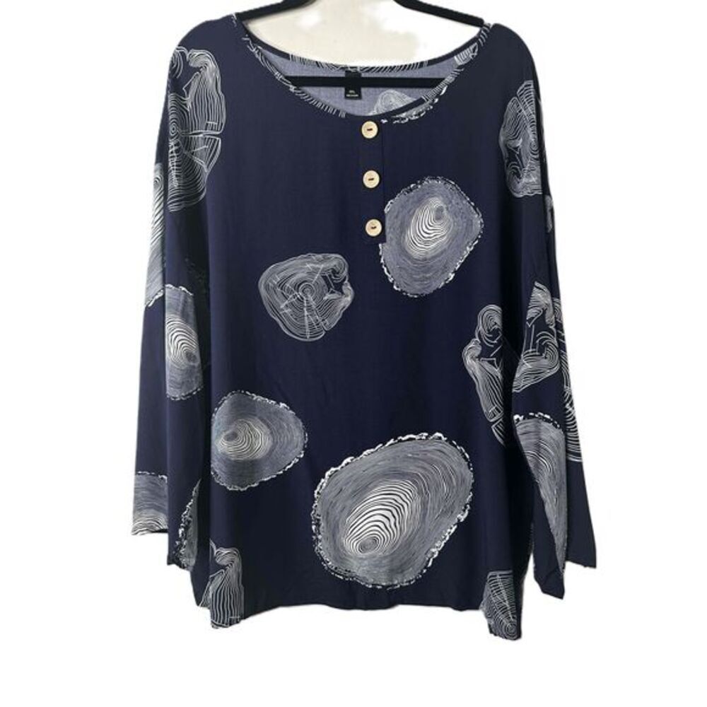 NWT Emery Rose Blouse Womens Size 3XL Navy Abstract Print Button Round Neck L/S